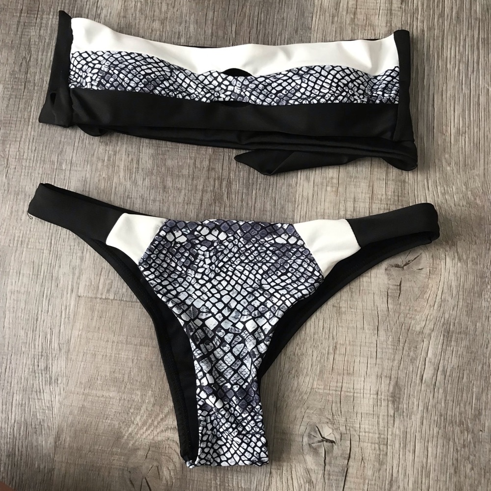 Boutique strapless swimsuit